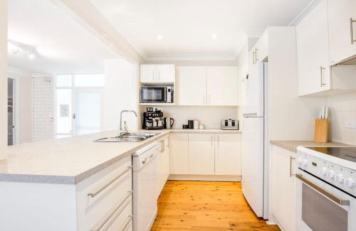 Callala Beach Casa | Hayes Beach House I Award Winner I 4 Mins to Beach