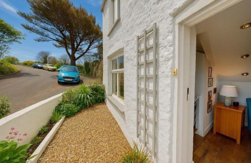 Hayle Casa | Hayle Saffron Cottage 2 Bedrooms