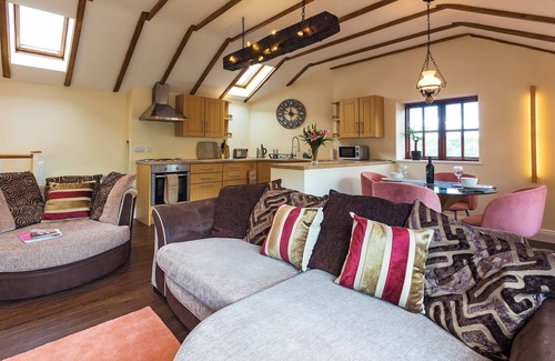 Gilcrux Cabaña | Hayloft Cottage, Romantic pet Friendly Cottage Near Lake District National Park
