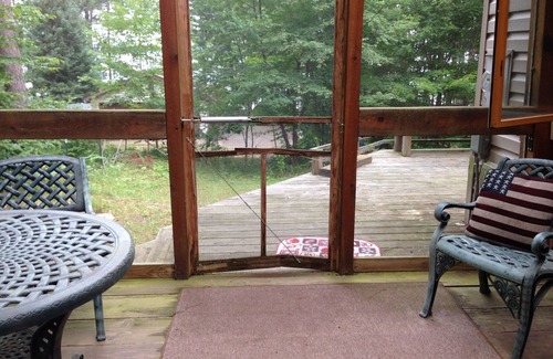 Northwoods Beach Cabina | Hayward Area - Pacífica Northwoods Cabin at Muela Lago