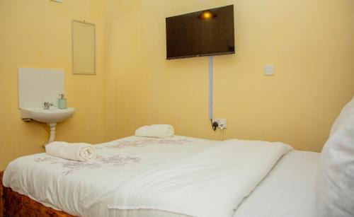 Nanyuki Apartamento | Hazel Studio with free WI-FI