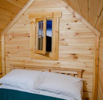 Llanvair Kilgeddin Cabina | Hazel wood lodge
