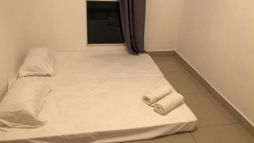 Seri Kembangan Casa | He and Me Homestay