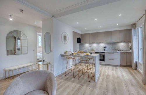 Ile Verte Apartamento | #HE | The Golden Escape 🪙 | Ile Verte, luminous, renovated
