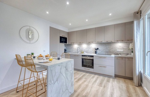 Ile Verte Apartamento | #HE | The Golden Escape 🪙 | Ile Verte, luminous, renovated
