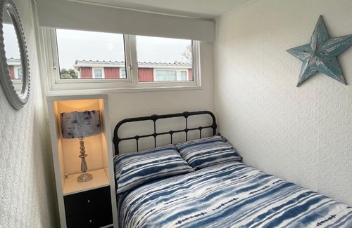 Heacham Chalet De Esquí | Sea Breeze Holiday Chalet, close to sandy beach.