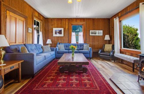 Mendocino Casa | Headlands View Home
