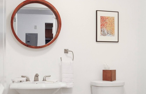 Old Ballard Casa | Heart of Ballard 2-bed condo, the feel of New York Brownstone w/ a Seattle twist