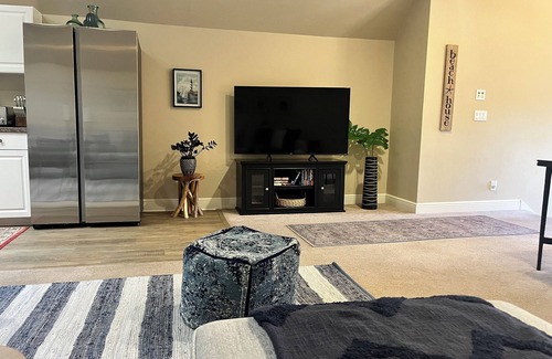 Bonita Springs Apartamento | Heart of Bonita Springs!-5 miles from the beach