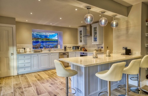 Dornoch Casa | Heart of Dornoch - luxury home, 5 mins walk to golf course