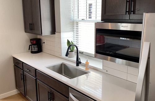 Manhattan Condominio | Heart of Downtown: Brand new, Industrial Condo
