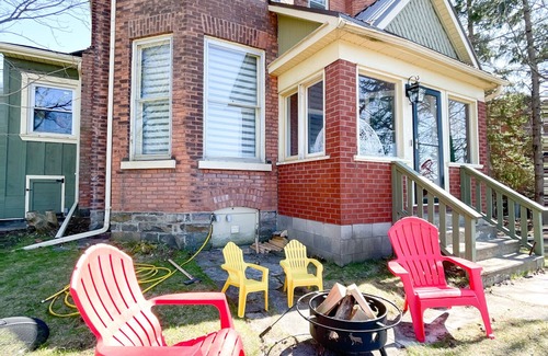 Huntsville Casa | Heart of Downtown Huntsville Century Home