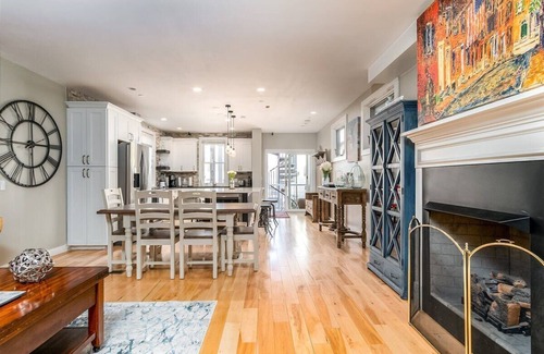 Newburyport Casa | Heart of Downtown Newburyport | Urban Loft Living