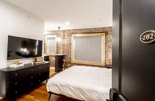 Hot Springs Apartamento | Heart of Downtown, Walk to Bathhouses, Restaurants Room # 202