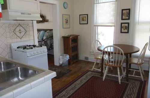 Hillsdale Apartamento | Heart of Hillsdale 1 hab, trabajo, cocina, relax wifi