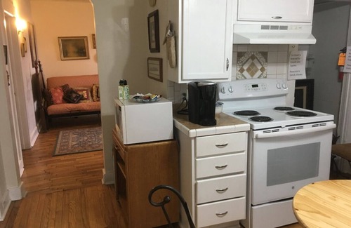 Hillsdale Apartamento | Kit de oficina Heart of Hillsdale Wifi TV Sleep 4