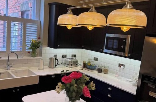 Llangollen Casa | Heart of Llangollen, 5 Bed Victorian Townhouse