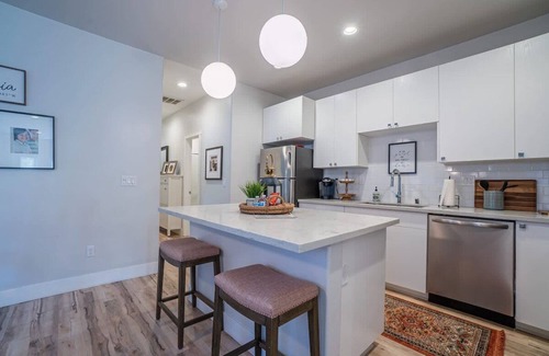 Downtown Sacramento Apartamento | Heart of Midtown: Your Cozy Urban Retreat