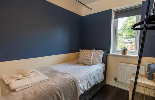 Nottingham Apartamento | Heart Of Nottingham FREE Parking, Cozy, MOTORPOINT ARENA Long Stay Deals