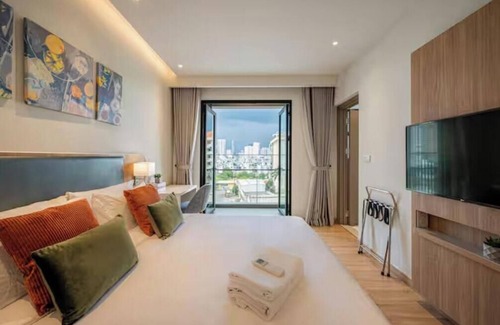 Bouvet Island Apartamento | Heart of Saigon: 3BR4bed Chic Apt, Free Pool