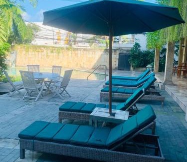 Petitenget Apartamento | Heart of Seminyak 2bed 2bath 2 pools super quiet