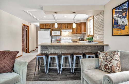 Elkhart Lake Condominio | Heart of the Action, Village Square Upper Condo Sleeps 8