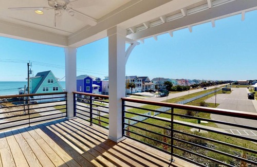 Kure Beach Casa | Heart Tones