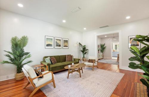 Alachua Casa | Hearthstone Harmony Retreat King-Sized Comfort