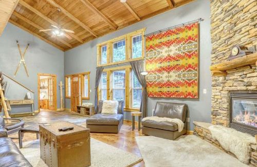 Rhododendron Casa | Hearthstone Retreat - Meredith Lodging