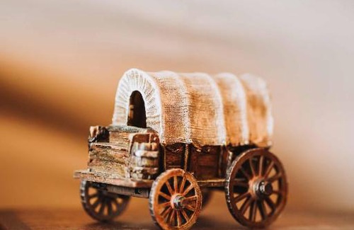 Penn Yan Casa | Heated & AC Full Bathroom Covered Wagon