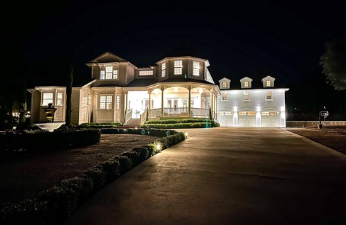 Fallbrook Casa | Heated Pool 40' Waterslide, Spa, Sauna, 5Beds 5Baths
