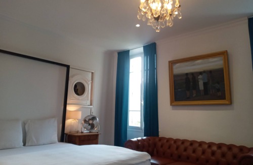 Nyons Cama Y Desayuno | Heated Pool, 800m City Centre