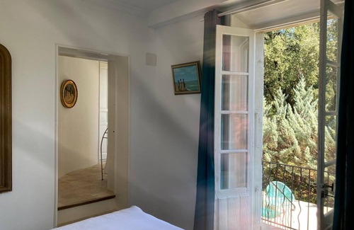 Nyons Cama Y Desayuno | Heated Pool, 800m City Centre