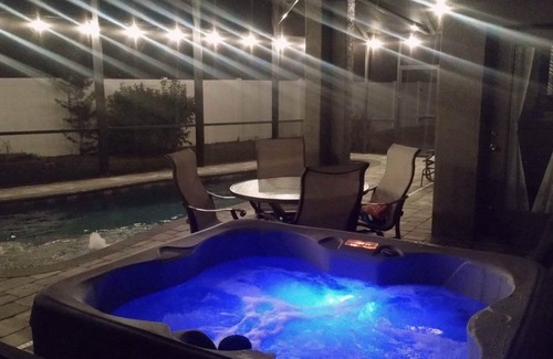 Winter Haven Casa | Heated Pool and Hot tub-near Legoland, Disney, Theme parks