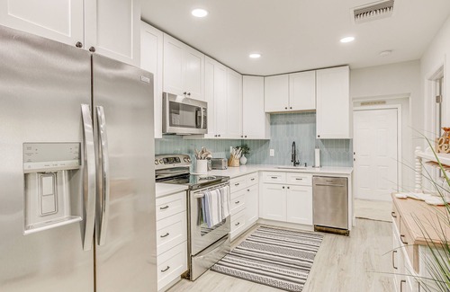 Juno Ridge Casa | Heated Pool + Backyard: North Palm Beach Retreat!