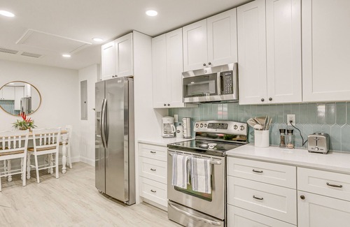 Juno Ridge Casa | Heated Pool + Backyard: North Palm Beach Retreat!