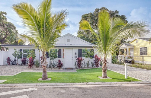 Juno Ridge Cabaña | Heated Pool + Backyard: North Palm Beach Retreat!
