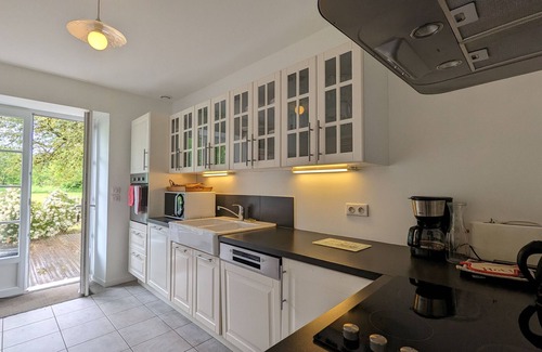 Ardentes Cabaña | Casa encantadora en parque con piscina, cerca de Châteauroux y la Casa de George Sand