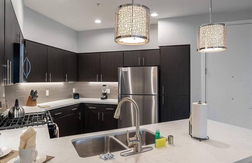 Menlo Park Apartamento | Heated Pool | Free Parking Available | Redwood City Downtown