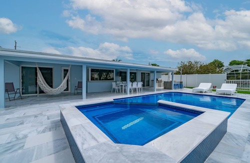 Cypress Lakes Casa | Heated Pool & Hot Tub! Waterfront+1 Mile 2 Beach!