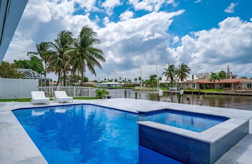 Cypress Lakes Casa | Heated Pool & Hot Tub! Waterfront+1 Mile 2 Beach!