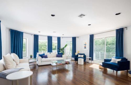 Northwest Harbor Casa | Heated Pool, Hot tub, Beachwood Cove by RoveTravel