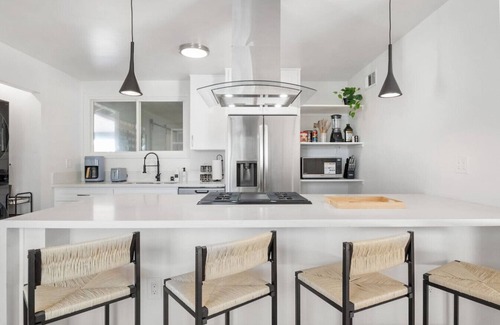 Clairemont Casa | Heated Pool, Hot Tub, Chef, 10min to Beach