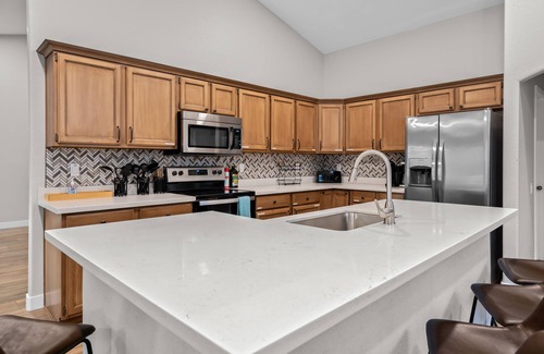 Paradise Valley Village Casa | Heated Pool, Hot Tub & GameRoom, Spacious, Open Concept!