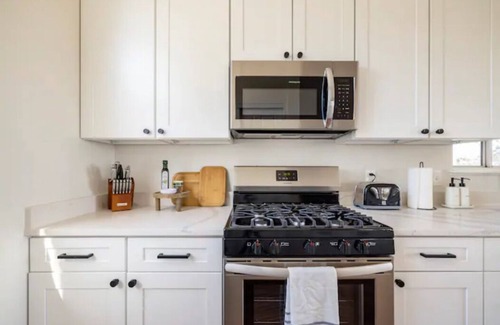 Cottonwood-Verde Village Casa | Heated Pool ~ Hot Tub ~ Scenic Views ~ Lux Stay