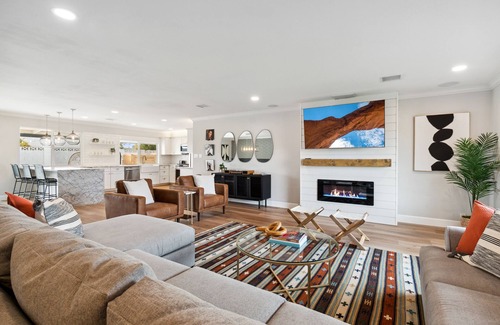 Village Grove Casa | Heated Pool, Hot Tub, Fire Pit - Old Town Luxury