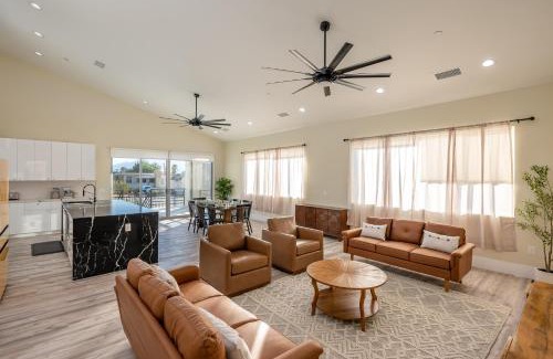 B-Bar-H Ranch Casa | Heated Pool, Jacuzzi, Pickleball, Movie Theater, Sauna - Spacious 4BR