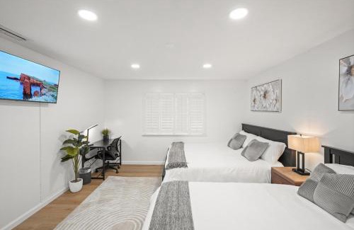 East Hemet Casa | Heated Pool - Jacuzzi - Firepit - Game Room
