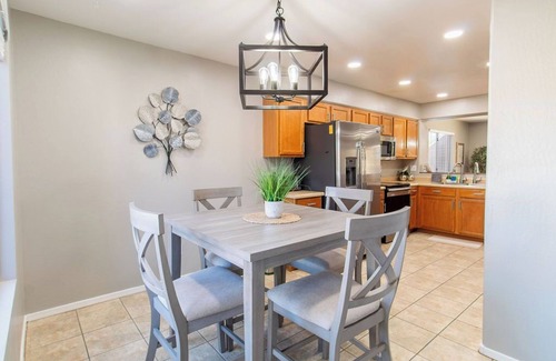 Casa Grande Casa | Heated Pool - King Bed - Firepit - Work Station