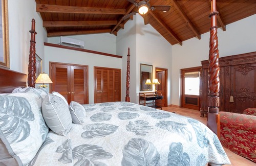 Rosendal Villa | Heated Pool, Large Patios & Space and Views!